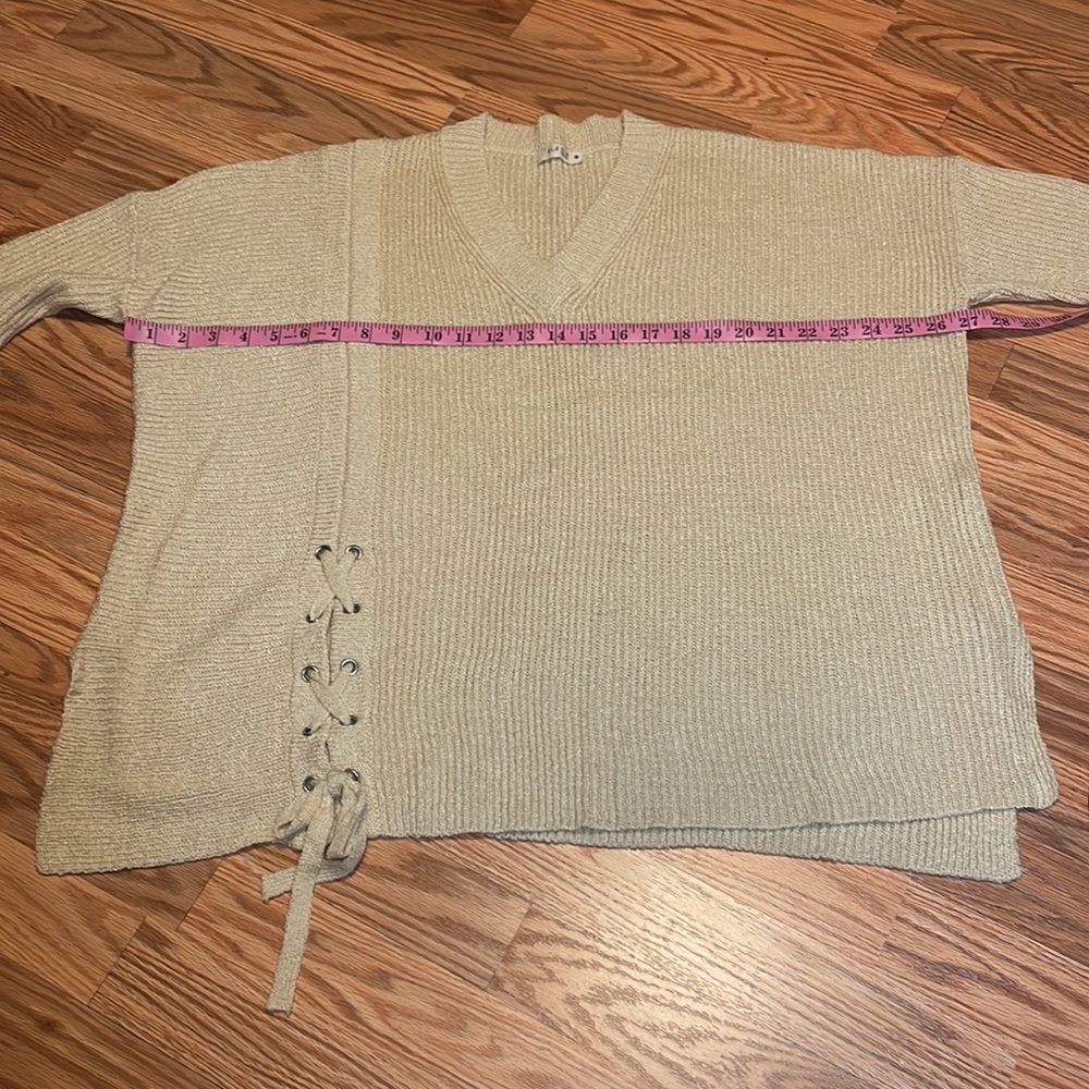 ILLA ILLA Oversized  Cream Sweater, aesthetic natural color, beige, neutral, S - Picture 4 of 7